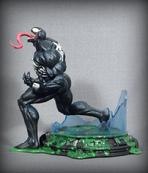 Diamond Select Toys Venom 6